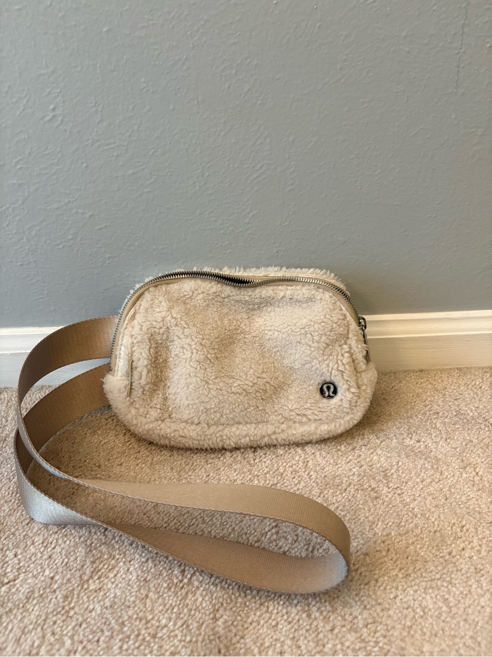 lululemon athletica Sherpa Crossbody Bag in Cream
